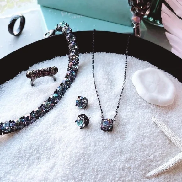 Park Lane Mermaid Impression Bracelet - Picture 6 of 6